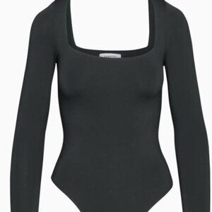 Babaton CONTOUR LONGSLEEVE BODYSUIT